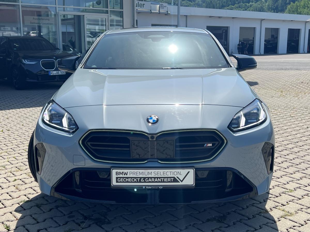 Originalaufnahme des Fahrzeugs Originalaufnahme des Fahrzeugs