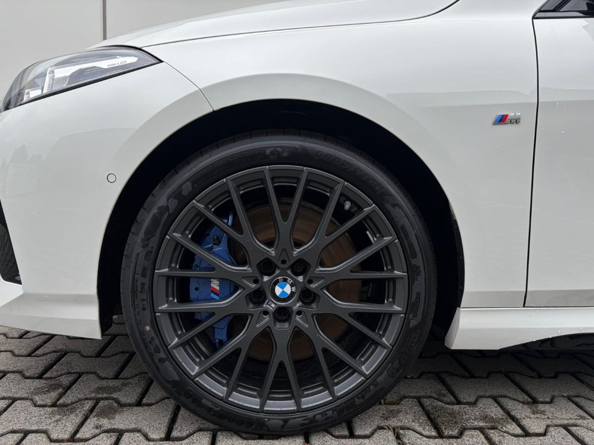 Originalaufnahme des Fahrzeugs Originalaufnahme des Fahrzeugs