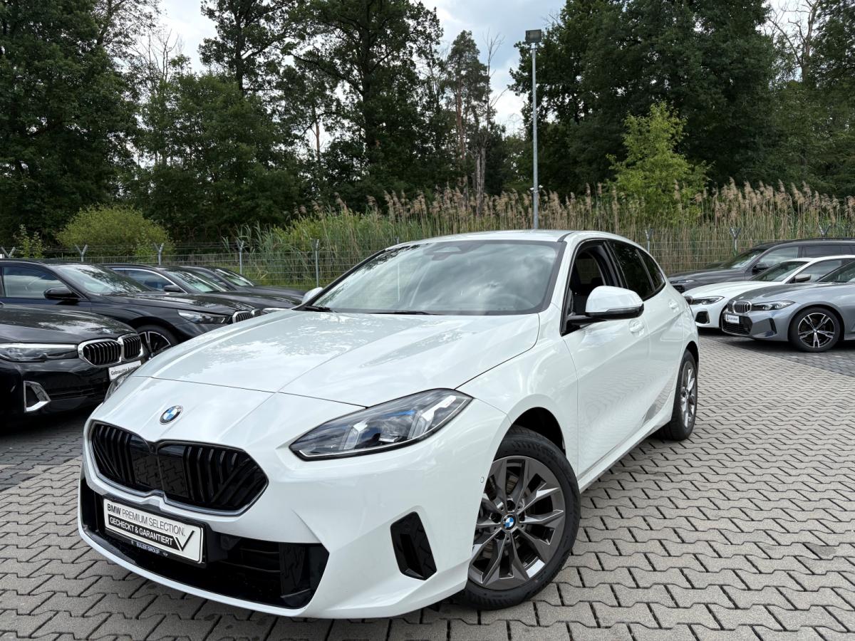 Originalaufnahme des Fahrzeugs Originalaufnahme des Fahrzeugs