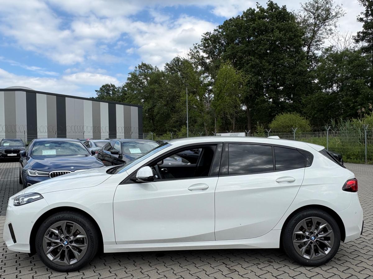 Originalaufnahme des Fahrzeugs Originalaufnahme des Fahrzeugs