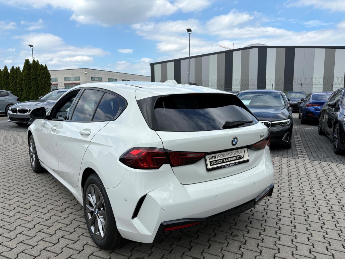 Originalaufnahme des Fahrzeugs Originalaufnahme des Fahrzeugs