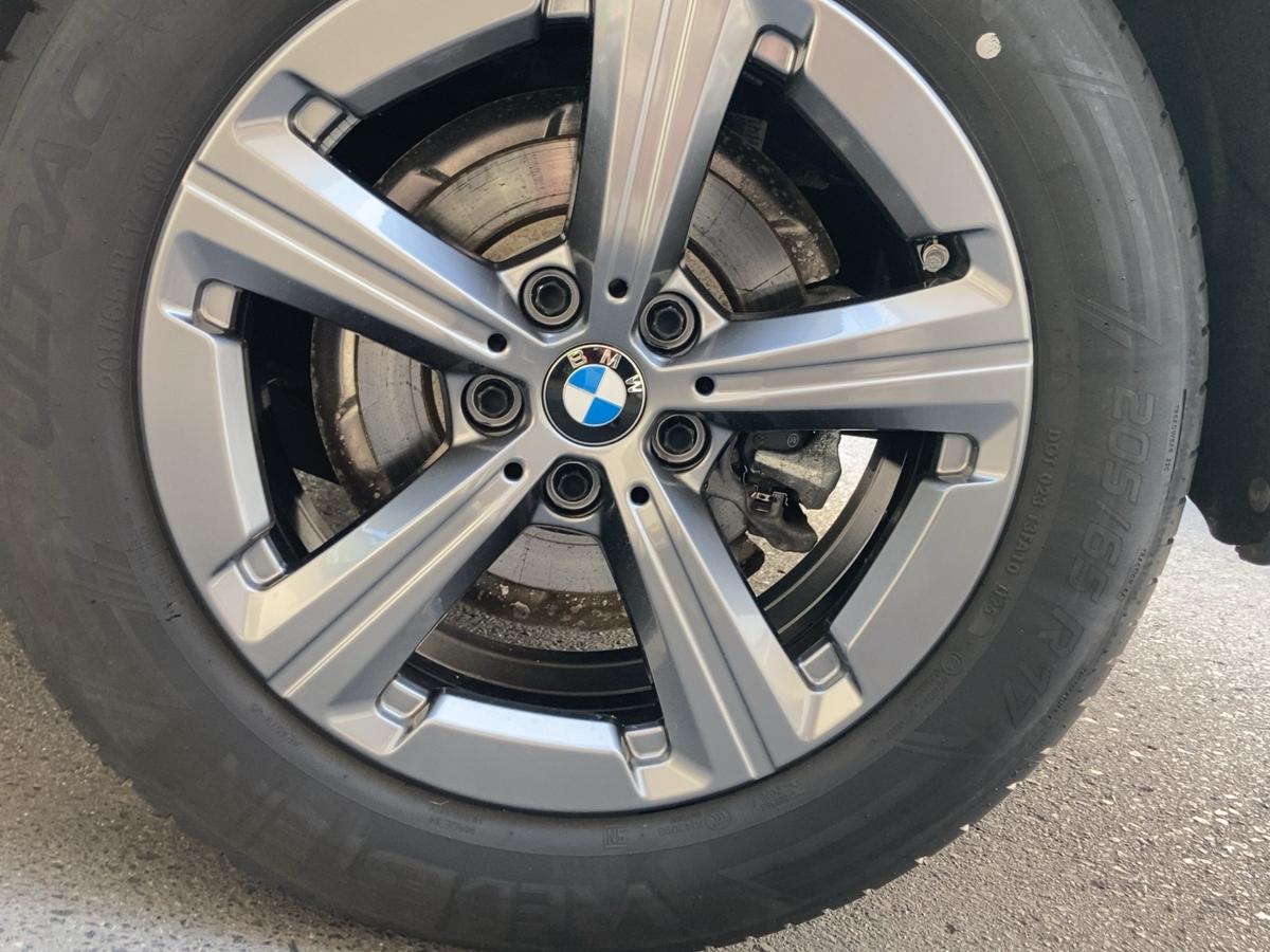 Originalaufnahme des Fahrzeugs Originalaufnahme des Fahrzeugs