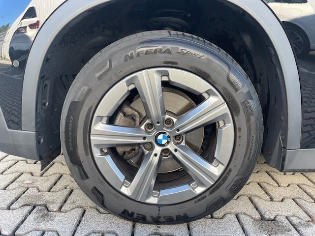 Originalaufnahme des Fahrzeugs Originalaufnahme des Fahrzeugs