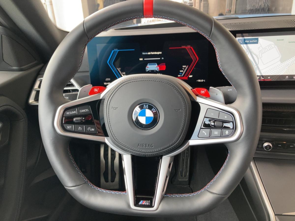 BMW M2 Coupe im Innenraum