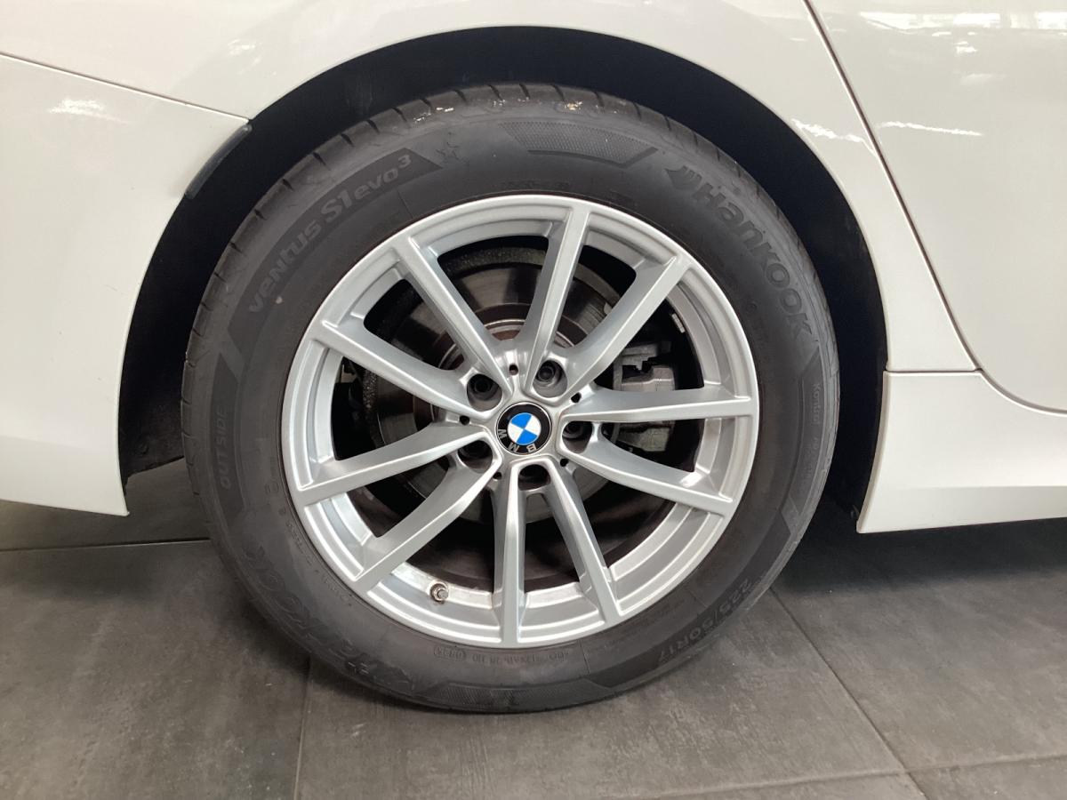 Originalaufnahme des Fahrzeugs Originalaufnahme des Fahrzeugs