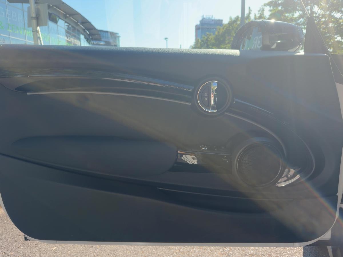 Originalaufnahme des Fahrzeugs Originalaufnahme des Fahrzeugs