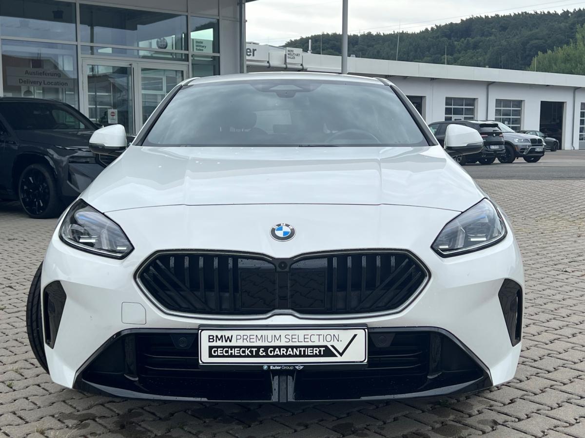 Originalaufnahme des Fahrzeugs Originalaufnahme des Fahrzeugs