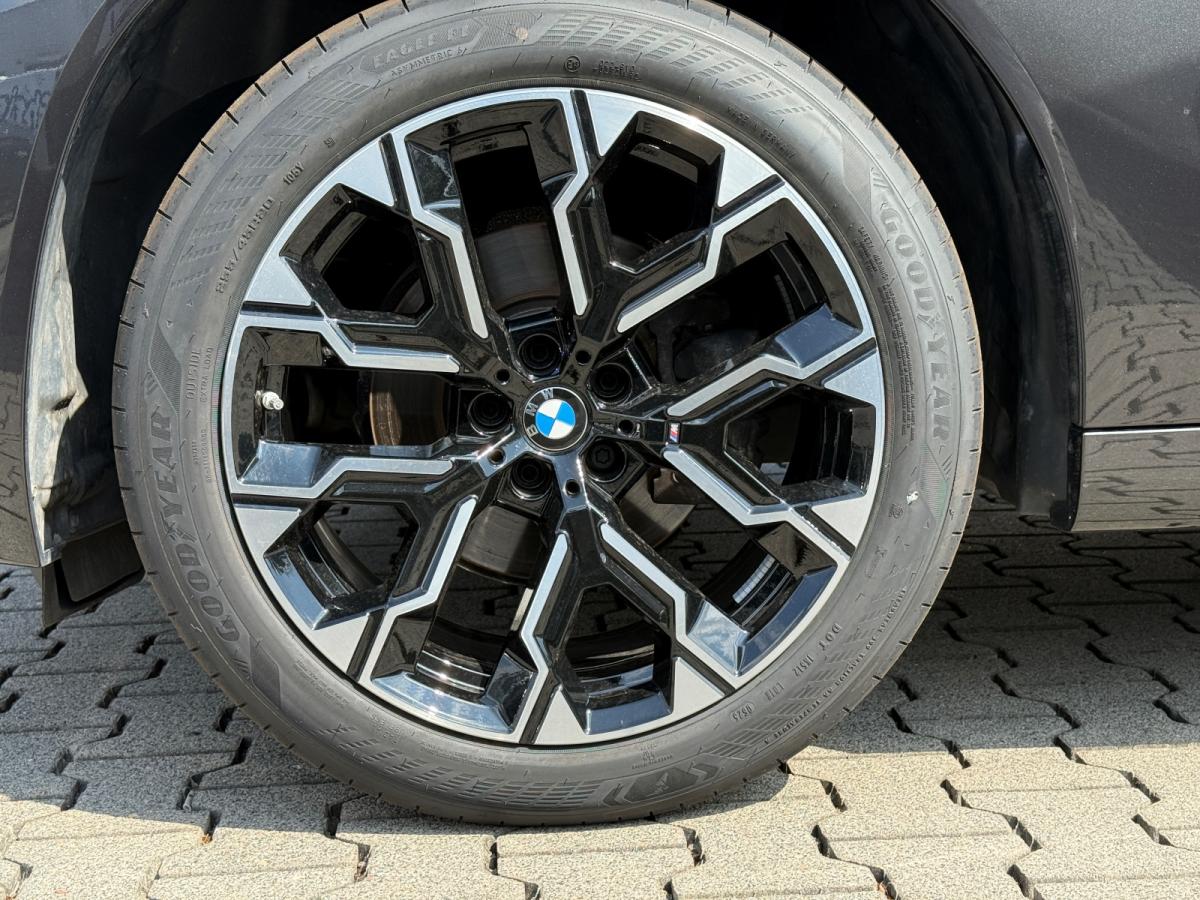 Originalaufnahme des Fahrzeugs