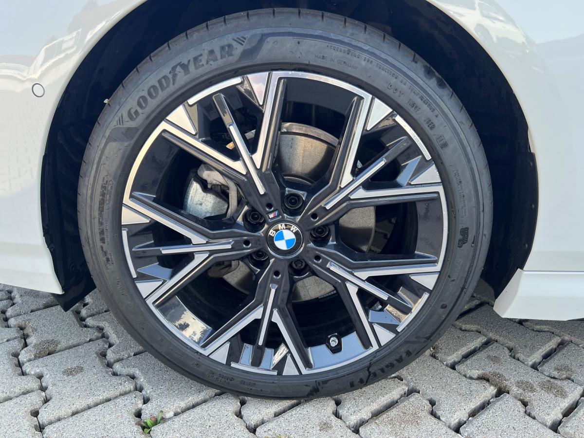 Originalaufnahme des Fahrzeugs
