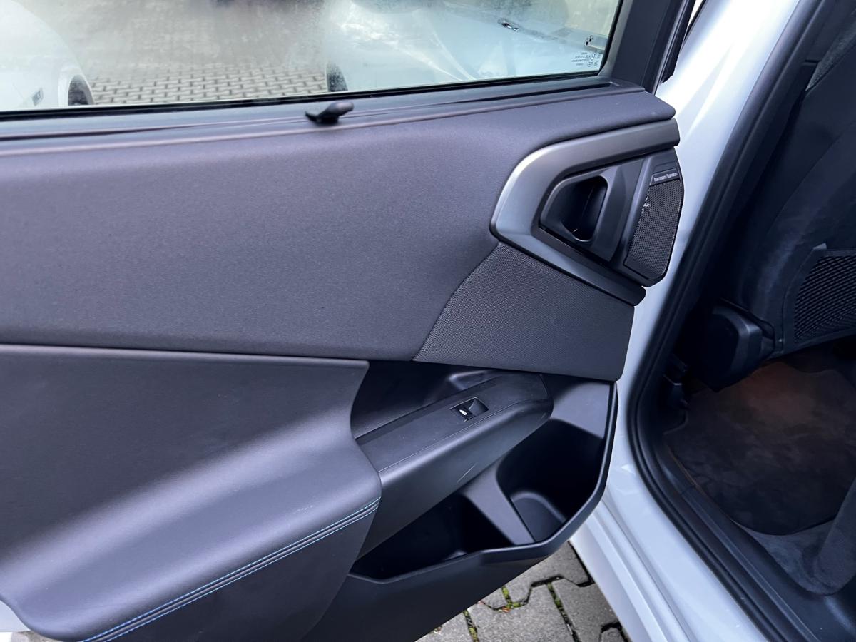 Originalaufnahme des Fahrzeugs Originalaufnahme des Fahrzeugs