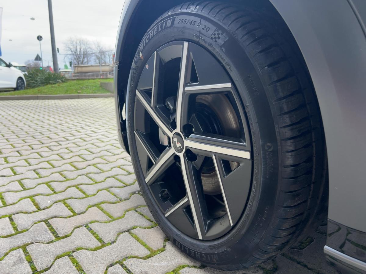 Originalaufnahme des Fahrzeugs