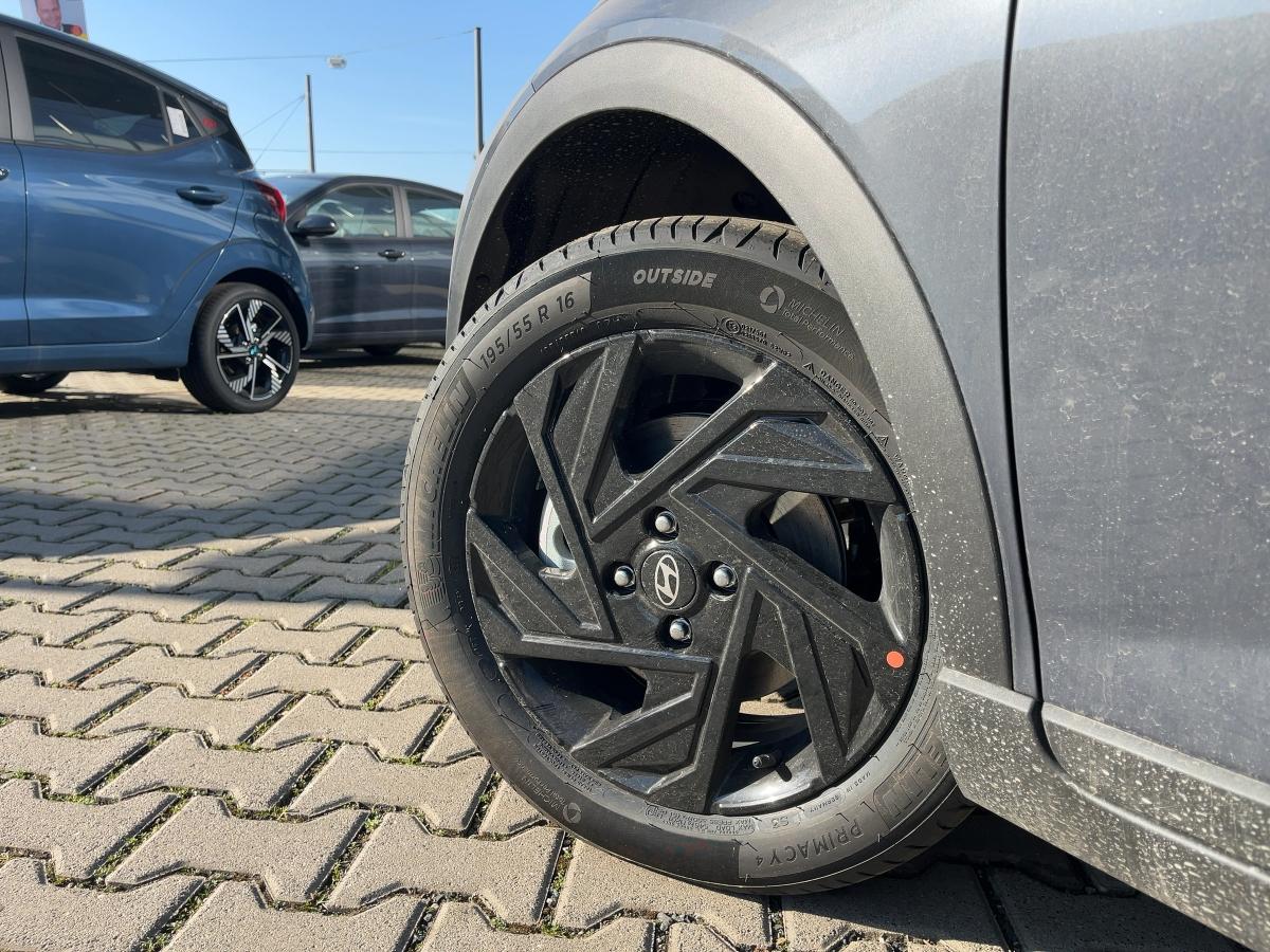 Originalaufnahme des Fahrzeugs Originalaufnahme des Fahrzeugs