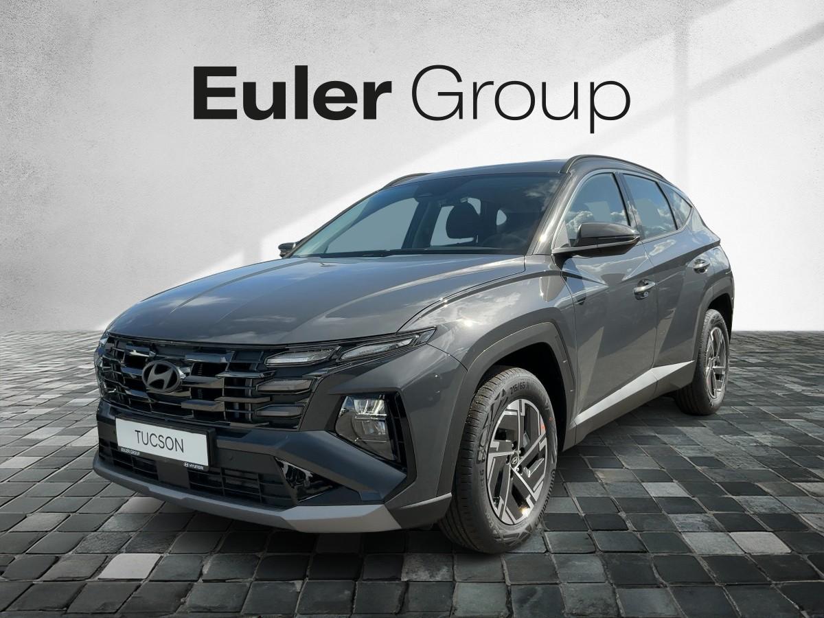 HYUNDAI TUCSON in Grau von vorne HYUNDAI TUCSON in Grau von vorne