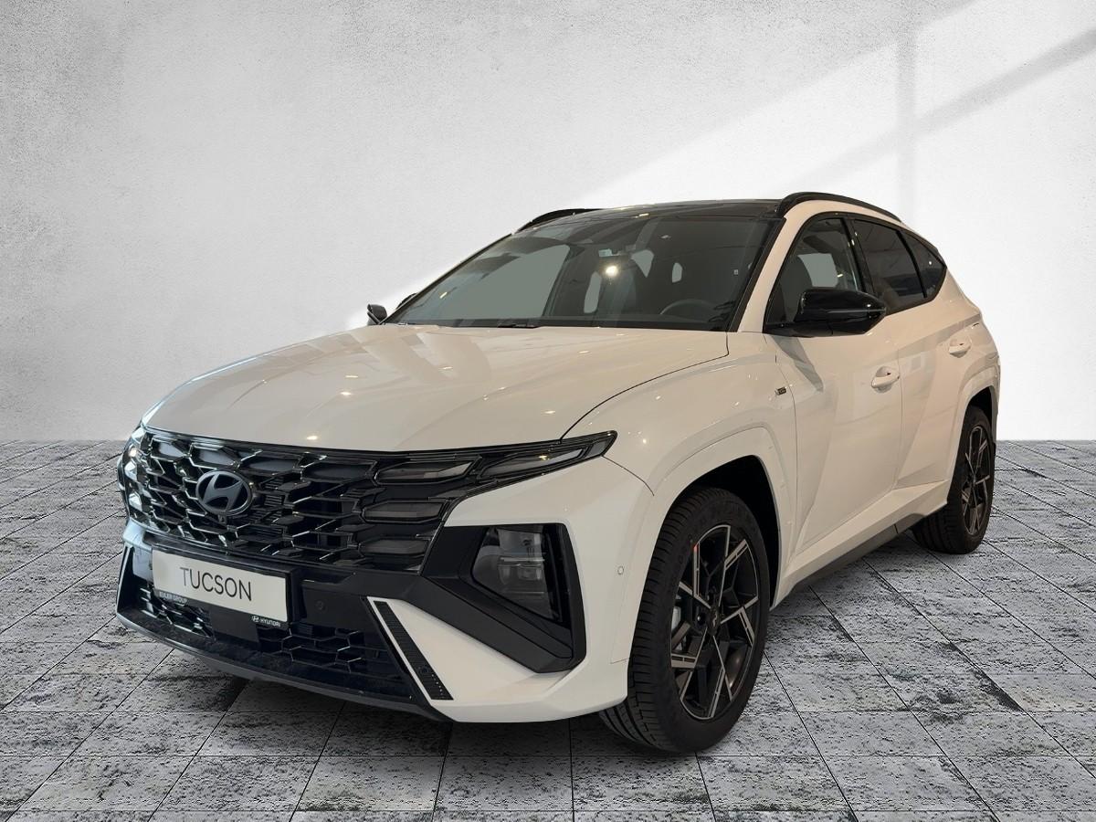 HYUNDAI TUCSON in Weiß von vorne
