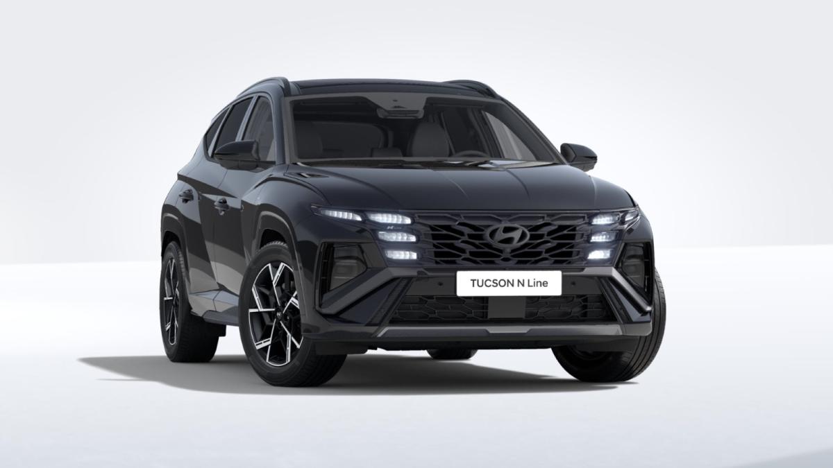 HYUNDAI TUCSON in Schwarz von vorne