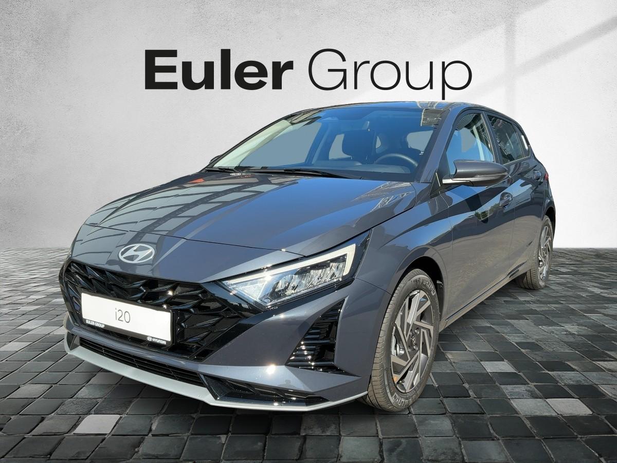 HYUNDAI i20 in Grau von vorne