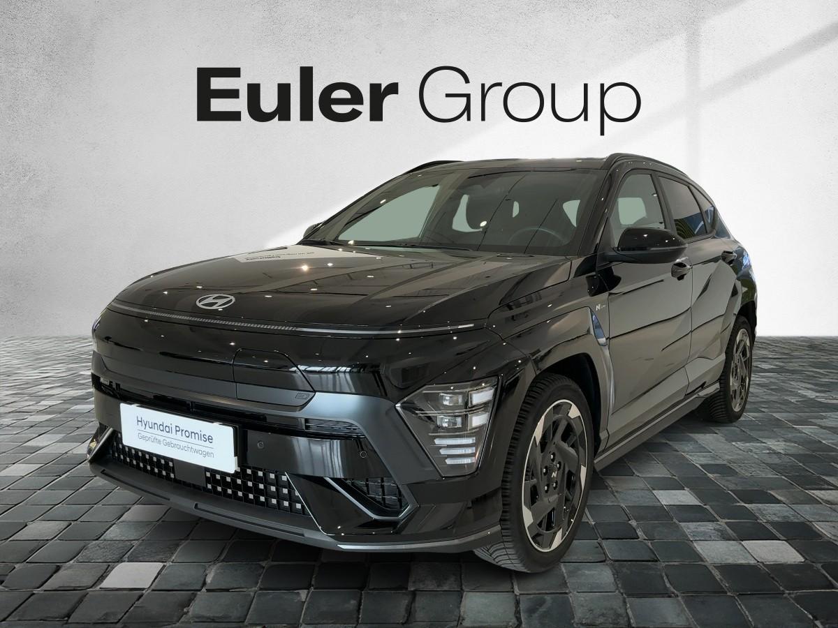 HYUNDAI KONA Elektro in Schwarz von vorne