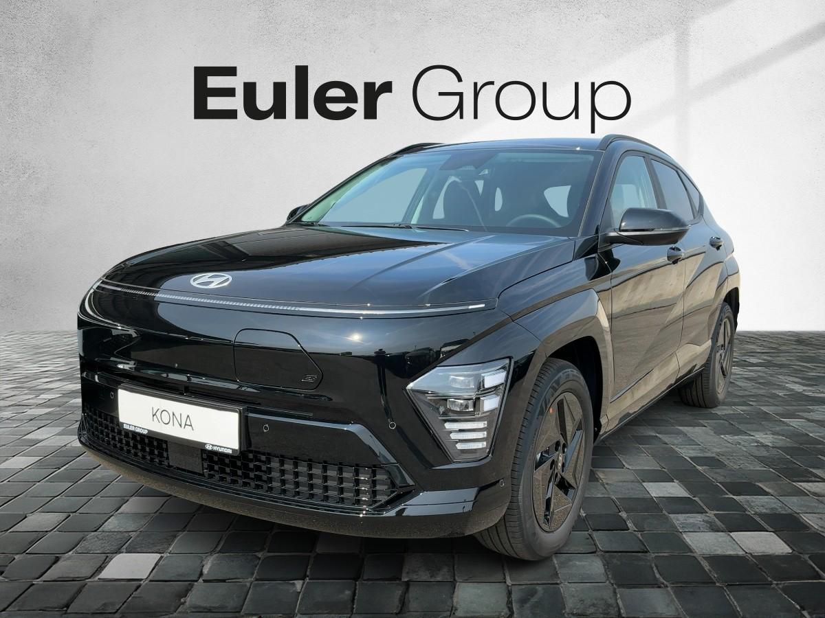 HYUNDAI KONA in Grau von vorne