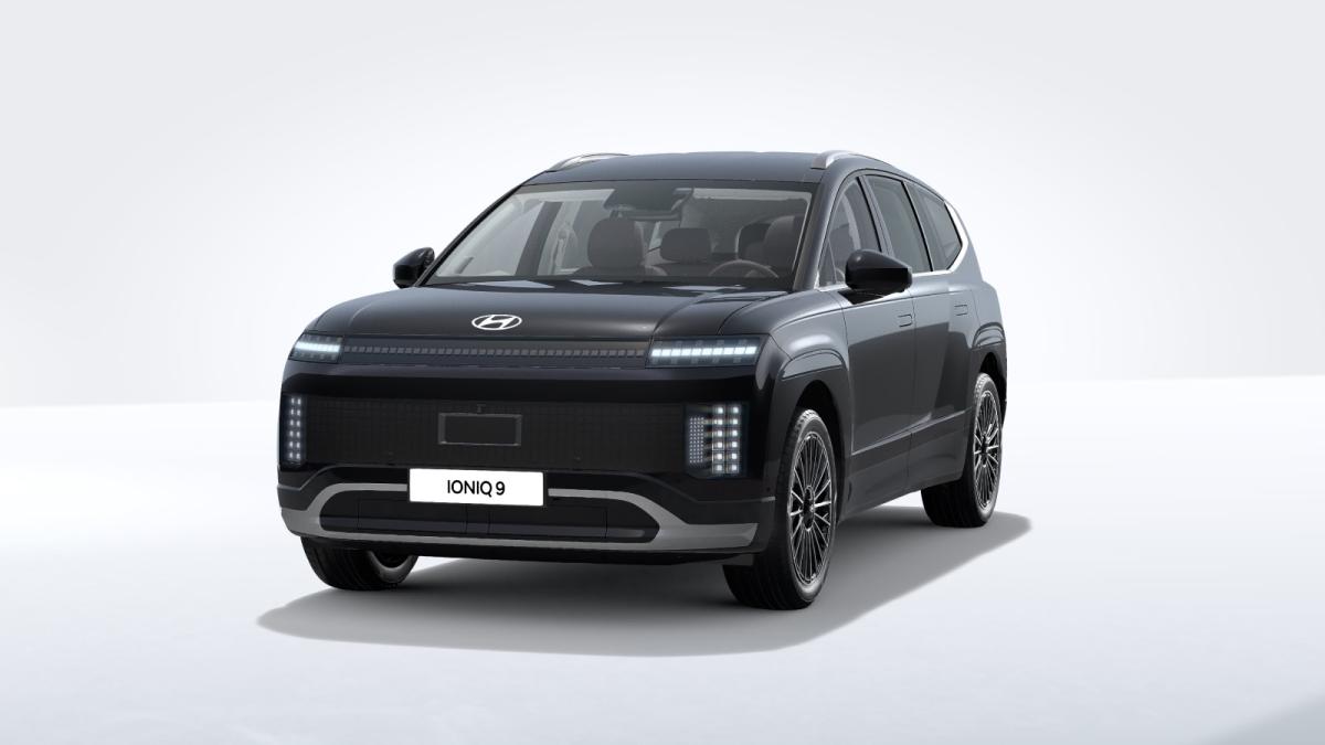 HYUNDAI IONIQ 9 in Silber von vorne