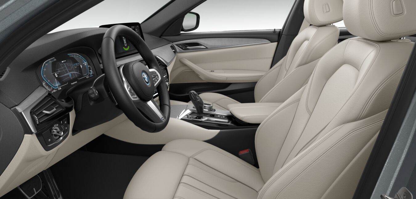 BMW BMW 5er im Innenraum seitlich