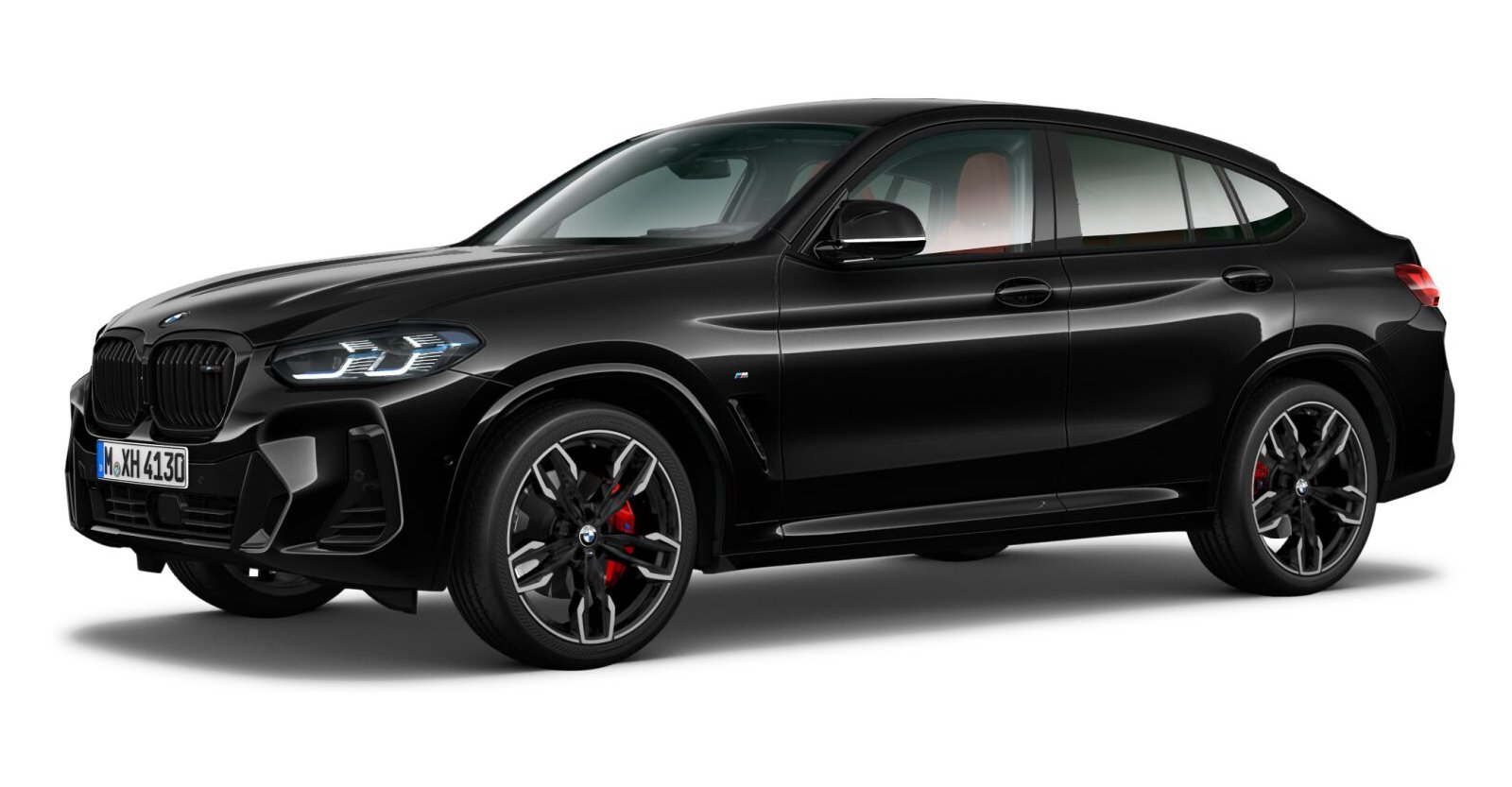 BMW X4 M40i in Schwarz von vorne BMW X4 M40i in Schwarz von vorne