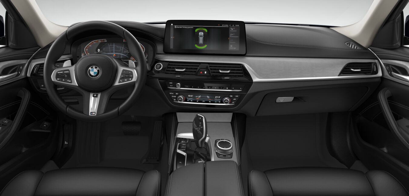 BMW BMW 5er im Innenraum von vorne BMW BMW 5er im Innenraum von vorne