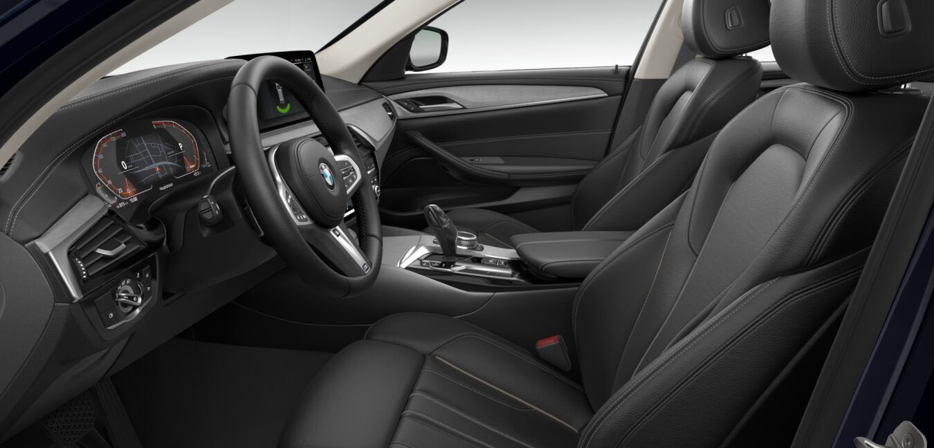 BMW BMW 5er im Innenraum seitlich BMW BMW 5er im Innenraum seitlich