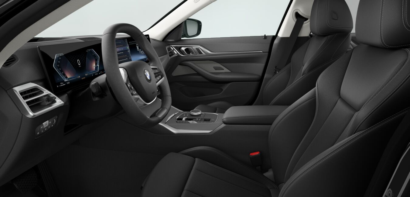 BMW BMW 4er im Innenraum seitlich BMW BMW 4er im Innenraum seitlich
