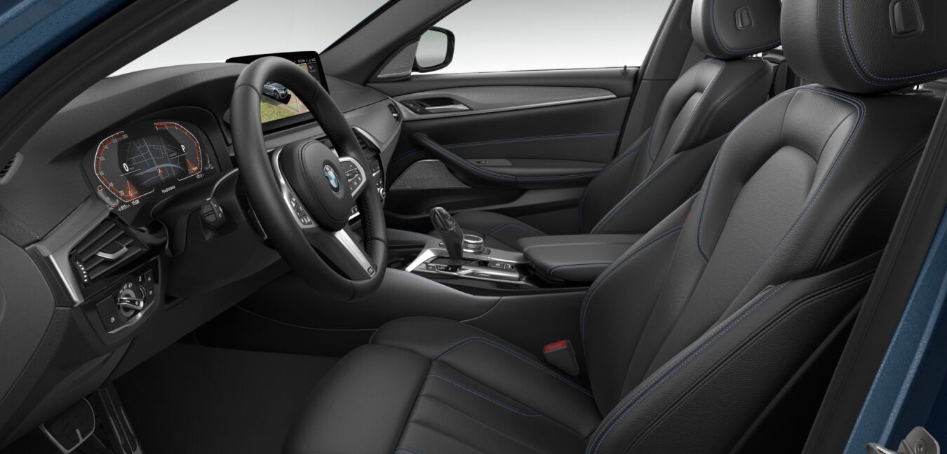 BMW BMW 5er im Innenraum seitlich BMW BMW 5er im Innenraum seitlich