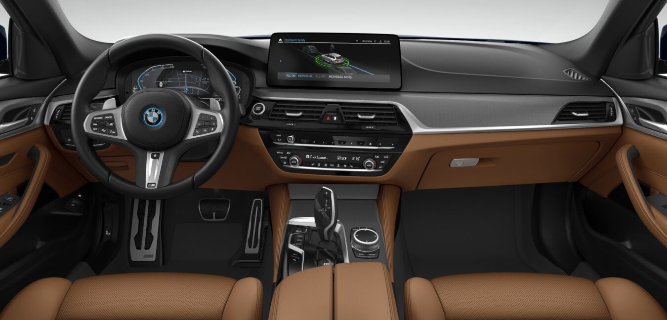 BMW BMW 5er im Innenraum von vorne BMW BMW 5er im Innenraum von vorne
