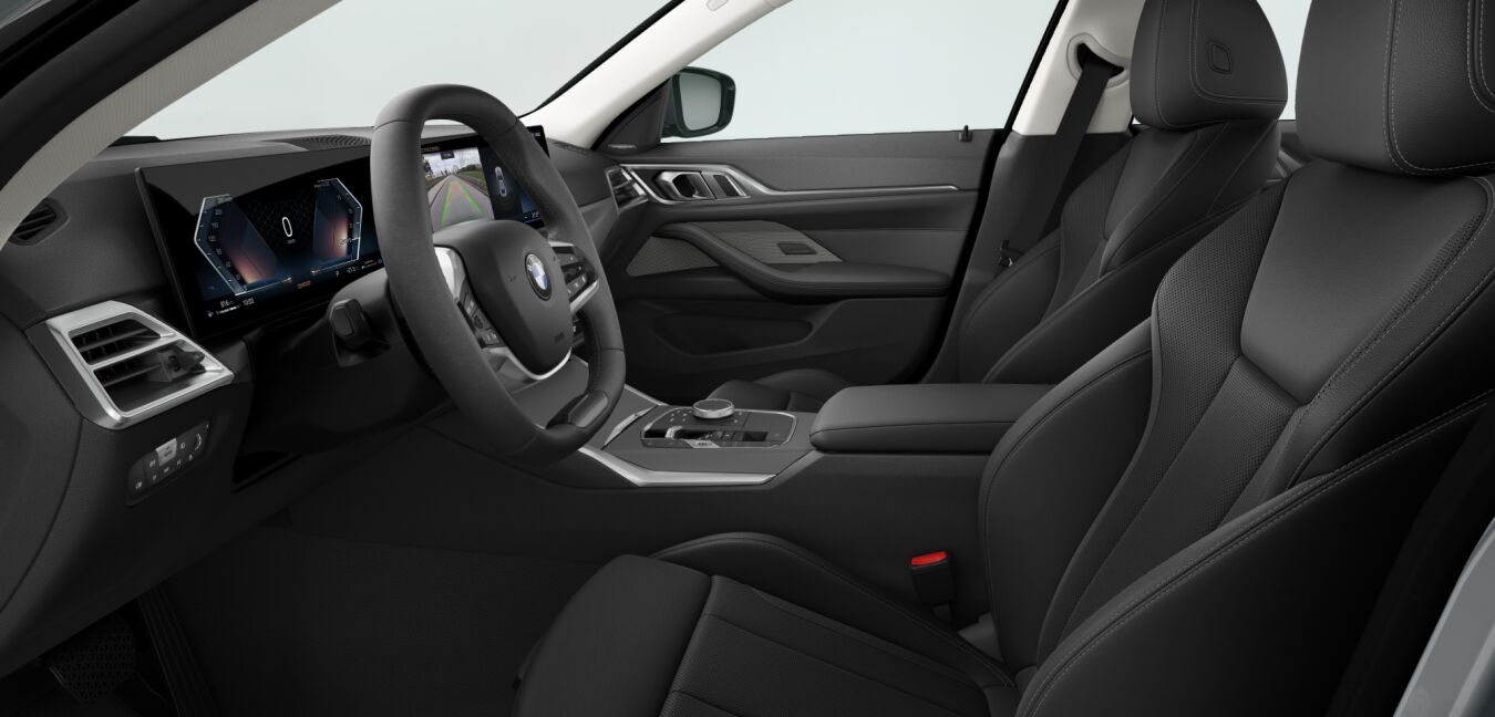 BMW BMW 4er im Innenraum seitlich BMW BMW 4er im Innenraum seitlich
