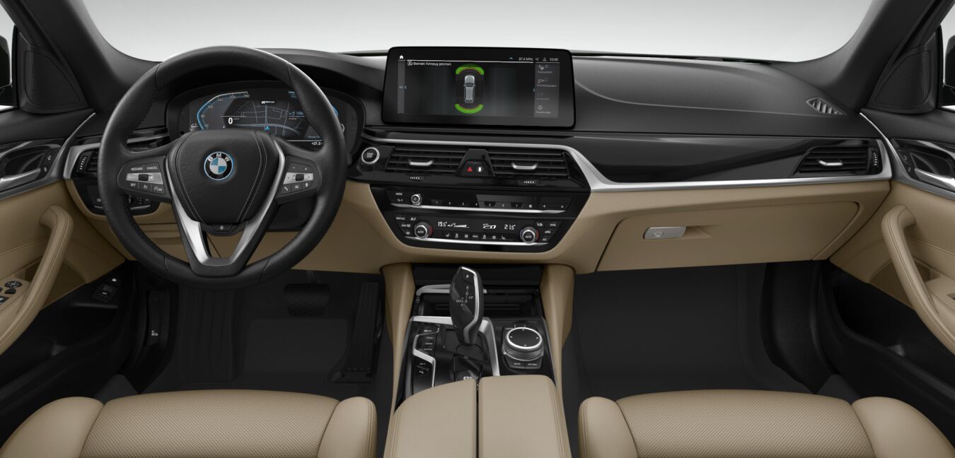 BMW BMW 5er im Innenraum von vorne BMW BMW 5er im Innenraum von vorne