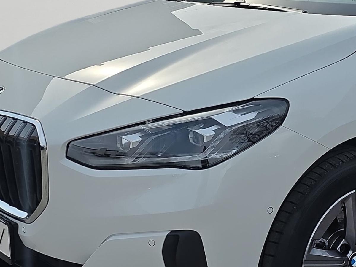 Originalaufnahme des Fahrzeugs Originalaufnahme des Fahrzeugs