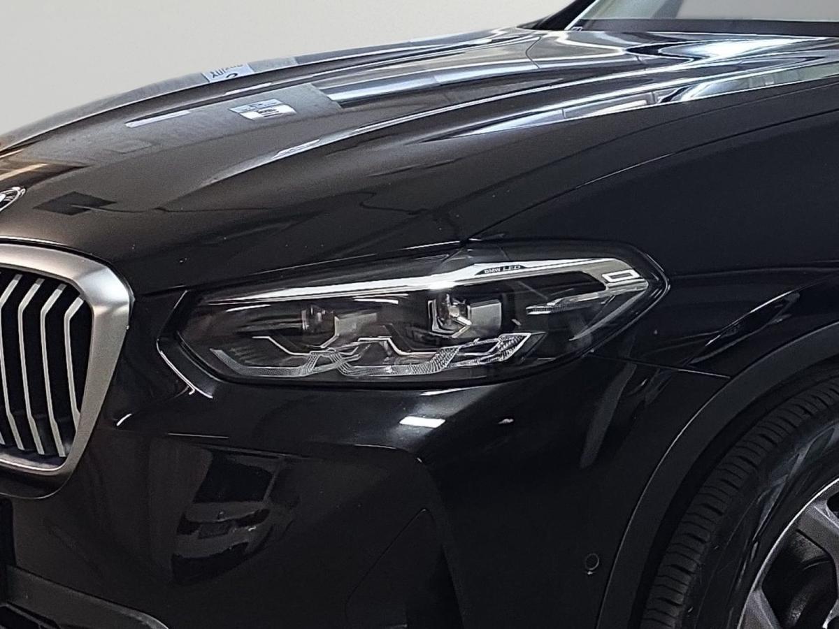Originalaufnahme des Fahrzeugs Originalaufnahme des Fahrzeugs