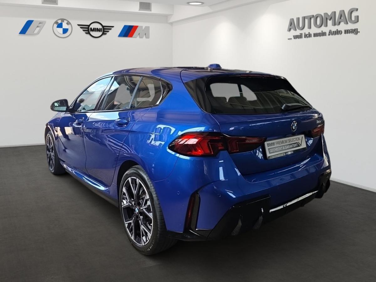Originalaufnahme des Fahrzeugs Originalaufnahme des Fahrzeugs