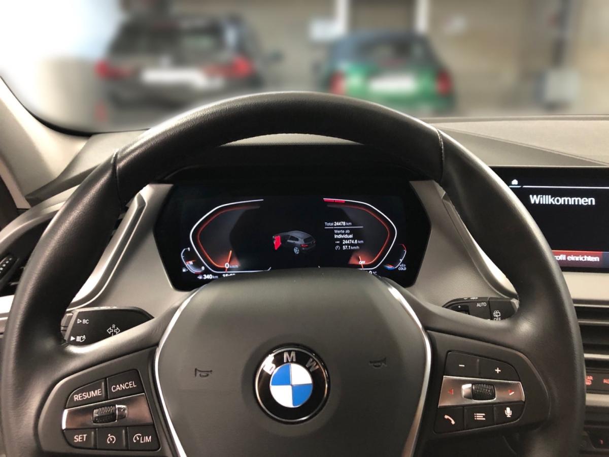 Originalaufnahme des Fahrzeugs Originalaufnahme des Fahrzeugs