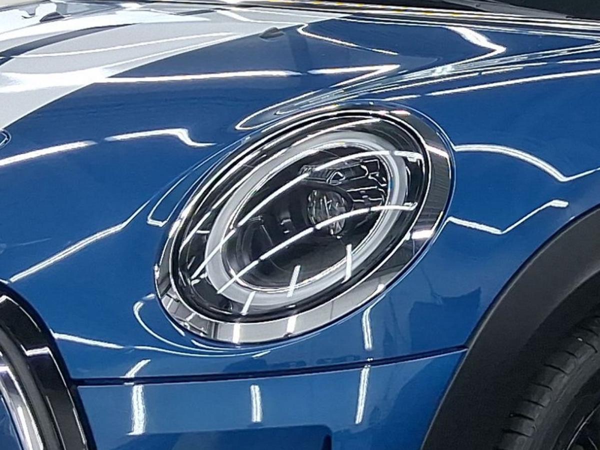 Originalaufnahme des Fahrzeugs
