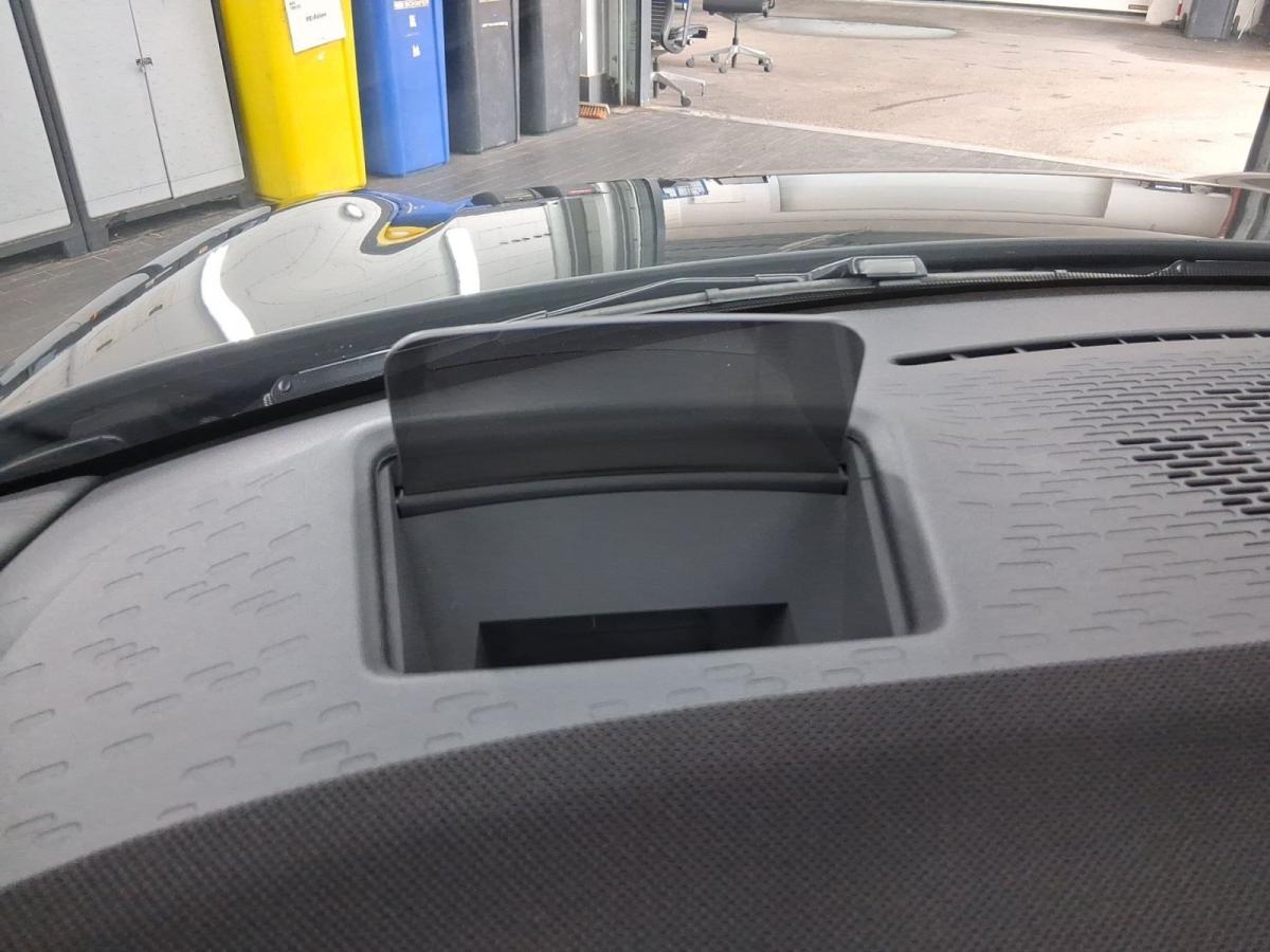 Originalaufnahme des Fahrzeugs Originalaufnahme des Fahrzeugs