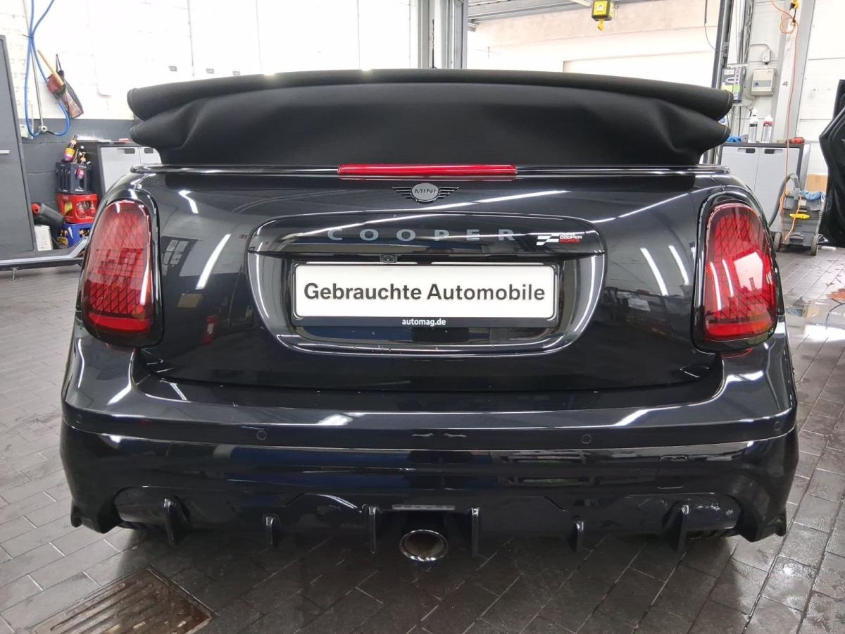 Originalaufnahme des Fahrzeugs Originalaufnahme des Fahrzeugs