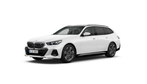 BMW i5 eDrive40 Touring Originalaufnahme