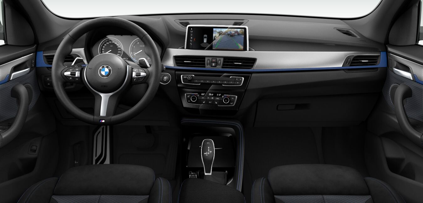 BMW BMW X im Innenraum von vorne BMW BMW X im Innenraum von vorne