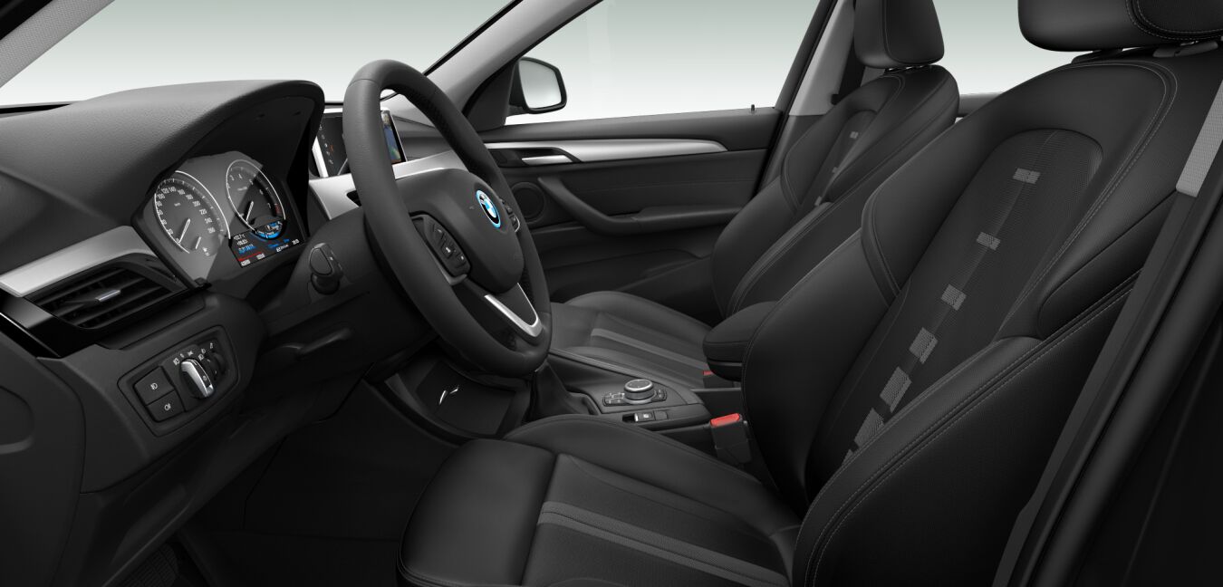 BMW BMW X im Innenraum seitlich BMW BMW X im Innenraum seitlich