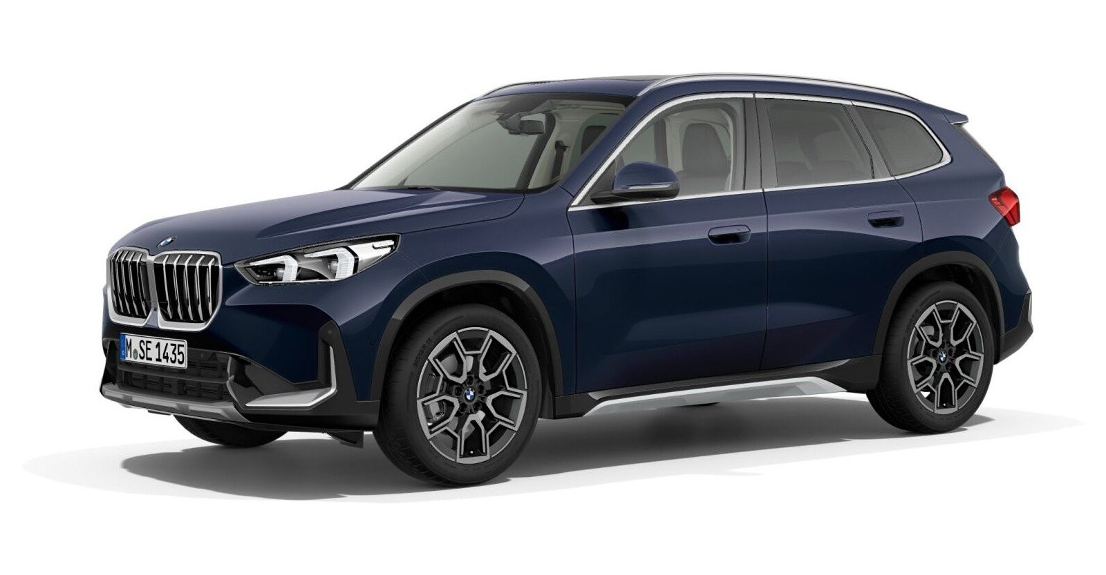 BMW X1 sDrive20i in Blau von vorne BMW X1 sDrive20i in Blau von vorne