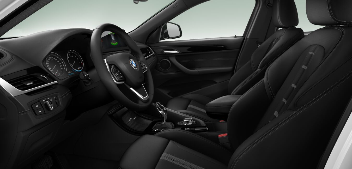 BMW BMW X im Innenraum seitlich BMW BMW X im Innenraum seitlich