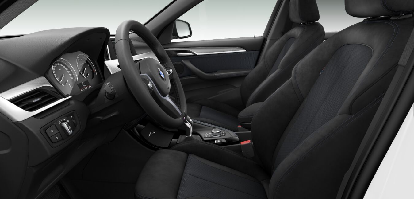 BMW BMW X im Innenraum seitlich BMW BMW X im Innenraum seitlich
