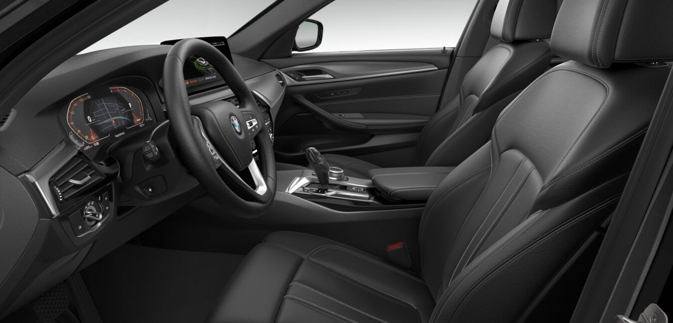 BMW BMW 5er im Innenraum seitlich BMW BMW 5er im Innenraum seitlich
