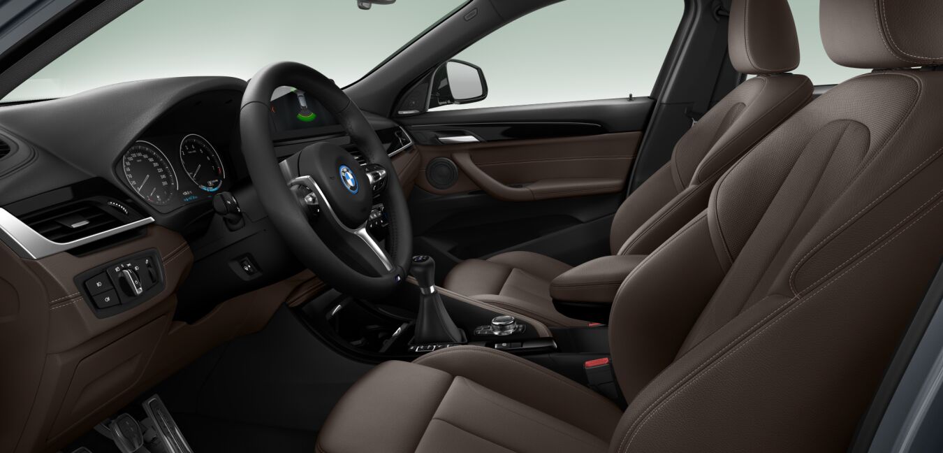 BMW BMW X im Innenraum seitlich