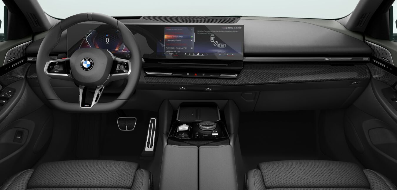 BMW BMW 5er im Innenraum von vorne