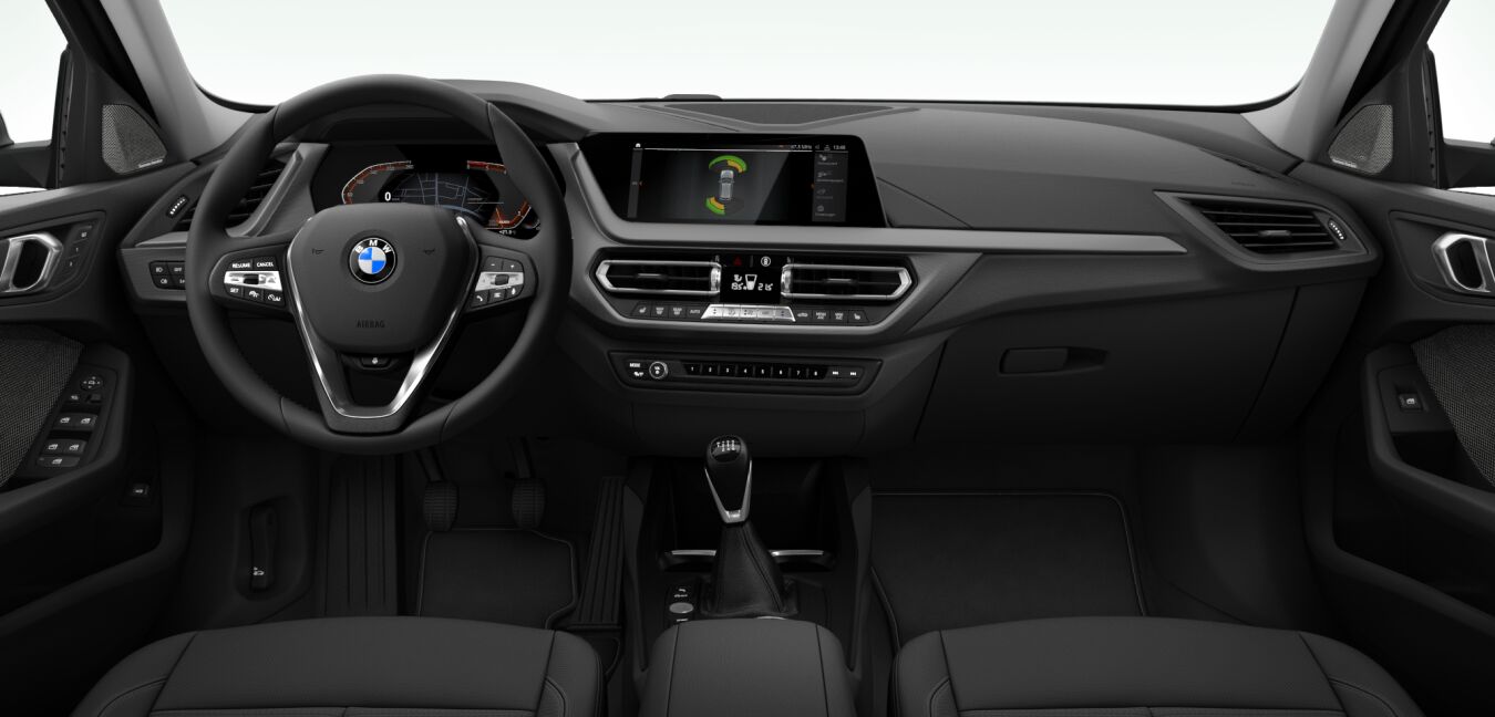 BMW BMW 1er im Innenraum von vorne
