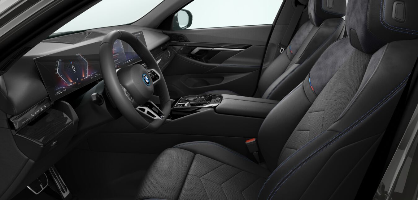 BMW BMW 5er im Innenraum seitlich BMW BMW 5er im Innenraum seitlich
